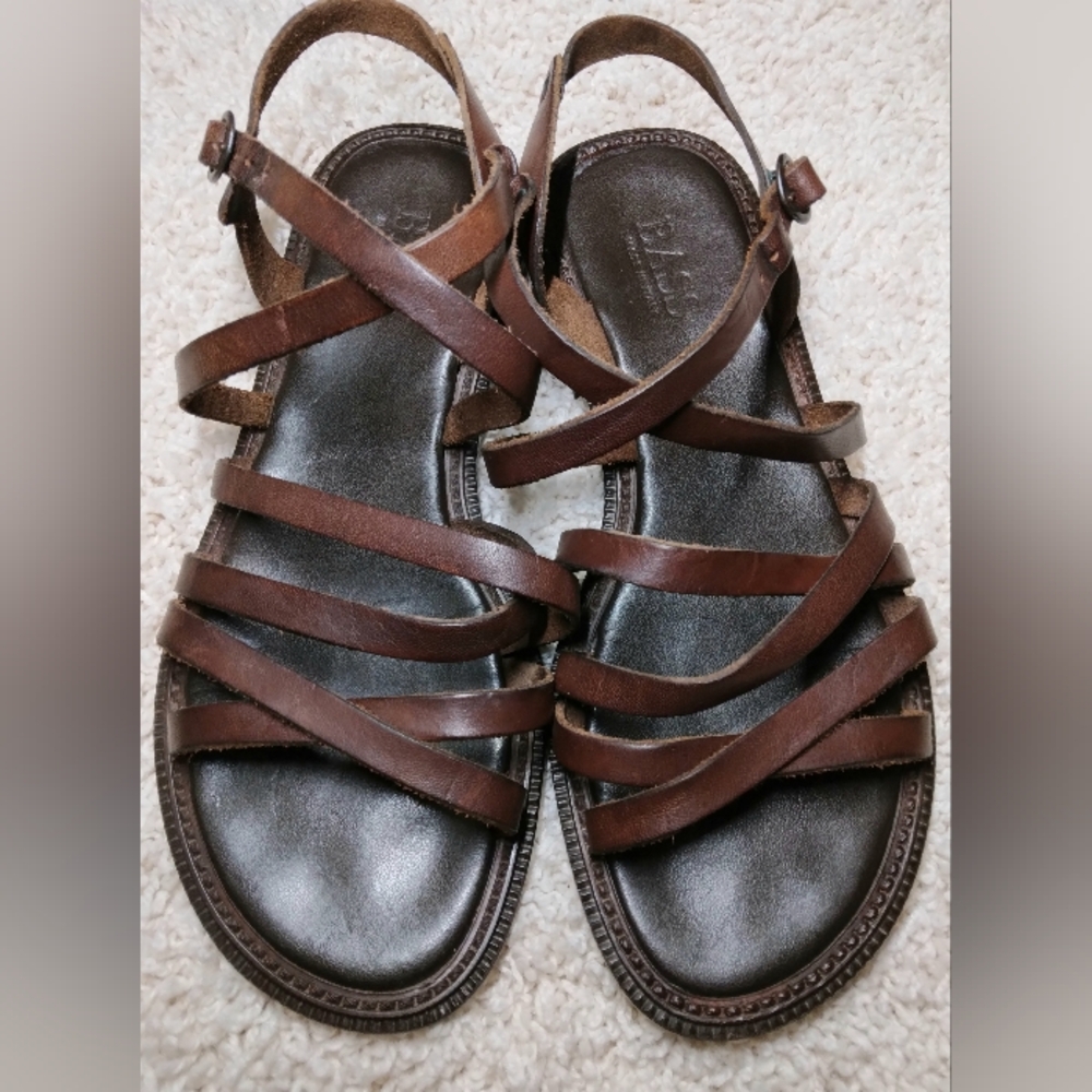 Brown Genuine Leather Bass Sandals  Size 7.5